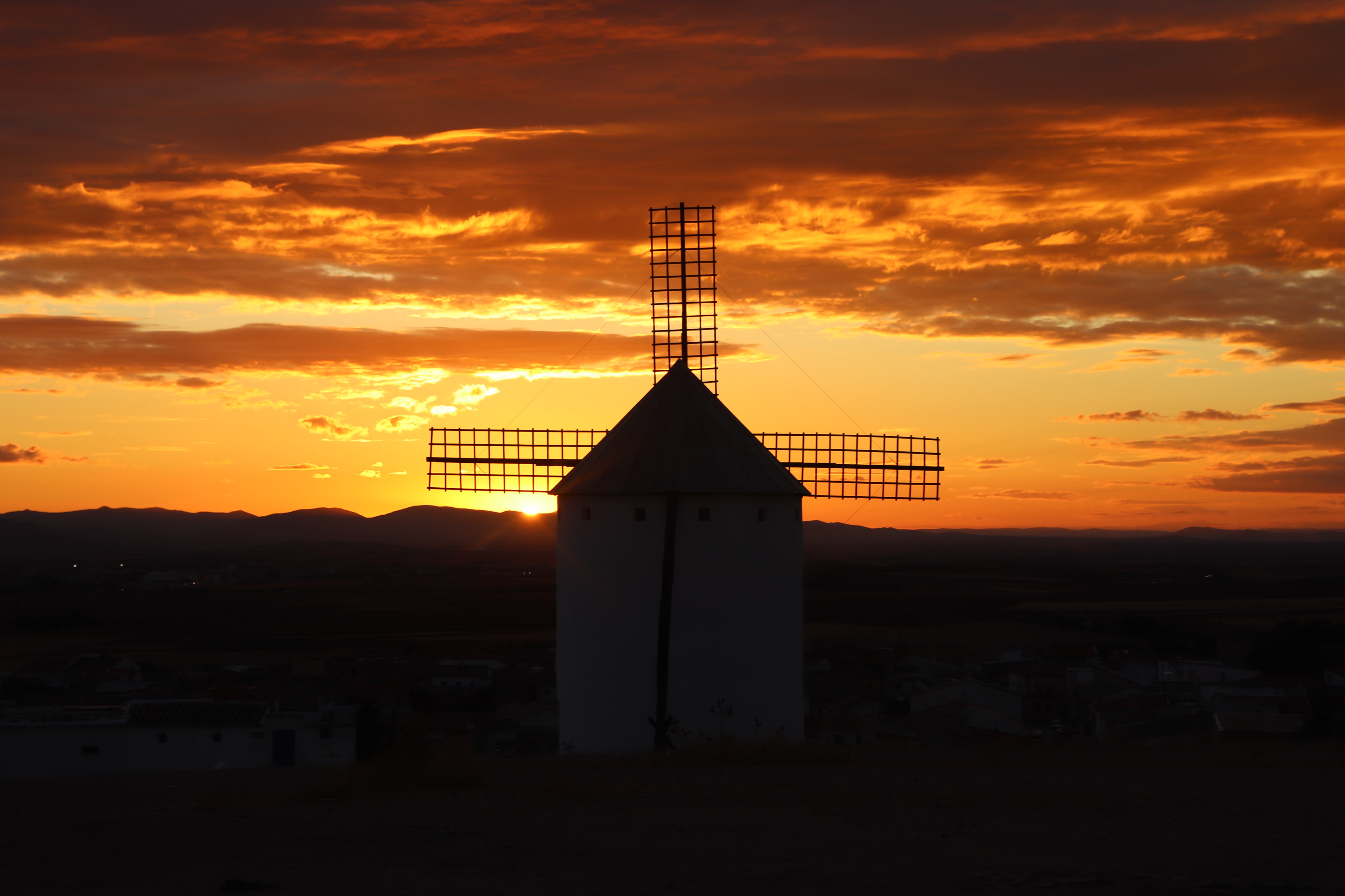 Casa rural cerca de Campo de Criptana: molinos y escapada manchega - Imagen 2