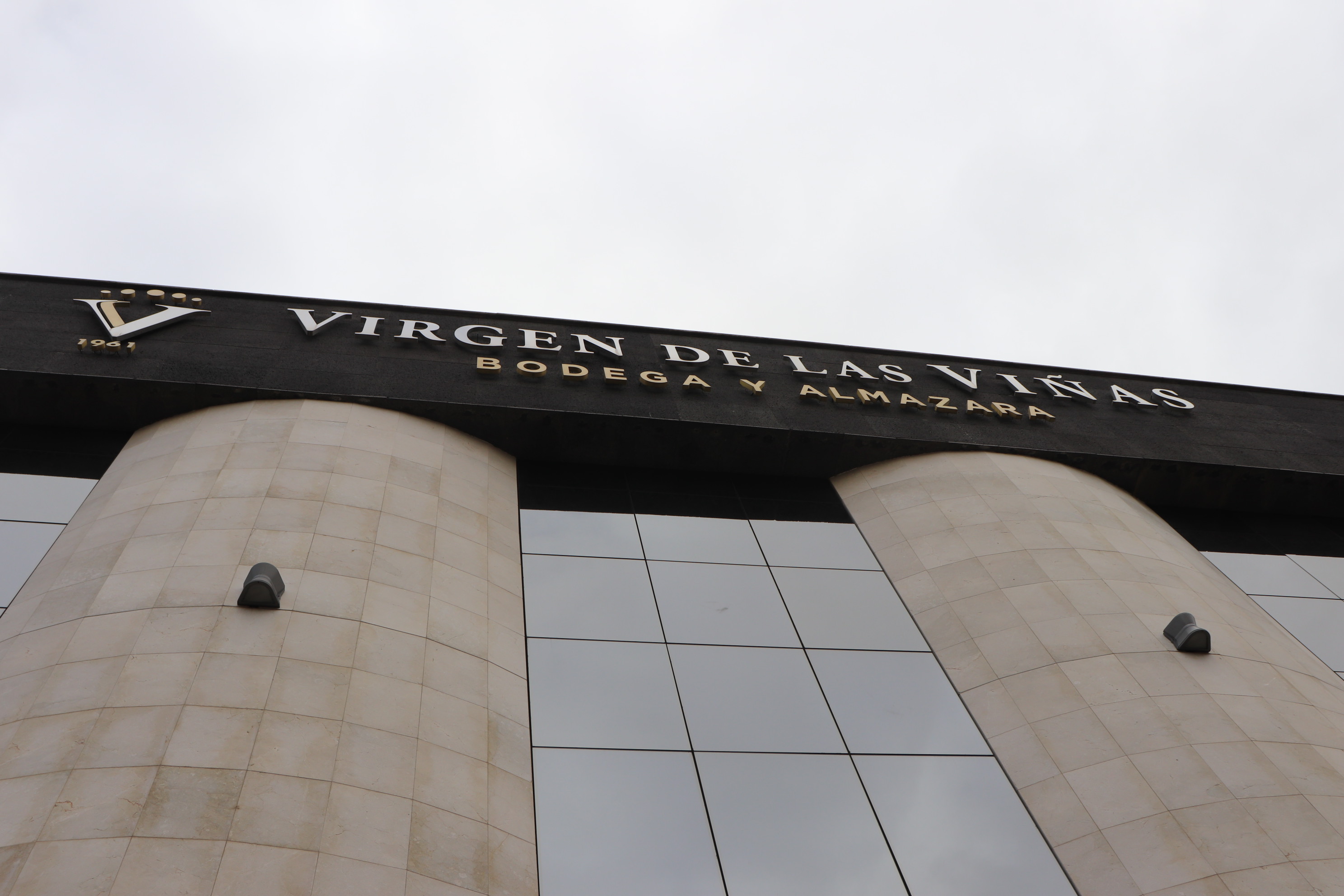 Fachada de Virgen de las Viñas, visita de enoturismo cerca de Tomelloso